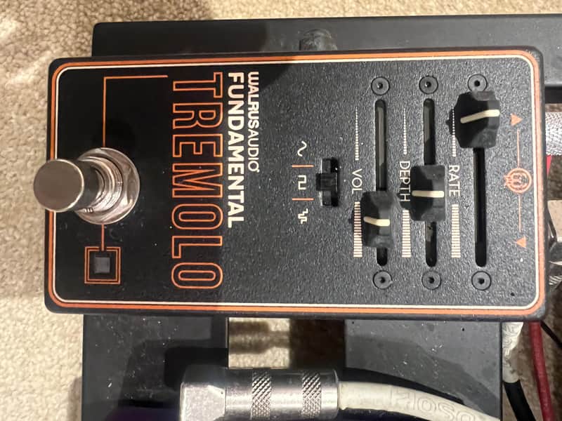 Walrus Audio Fundamental Tremolo
