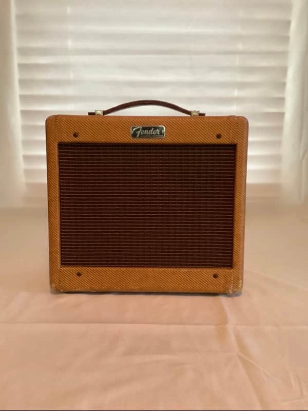 Fender Champ 5F1 Narrow Panel 5-Watt 1x8" Guitar Combo