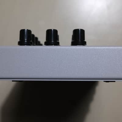 Elta Music Polivoks PF-3 Dual Desktop Filter MK2 (Alumo White) image 4