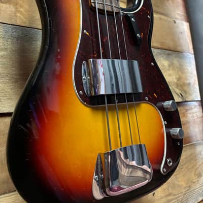 Fender James Jamerson 1962 P-Bass 3-Tone Sunburst w/case image 1