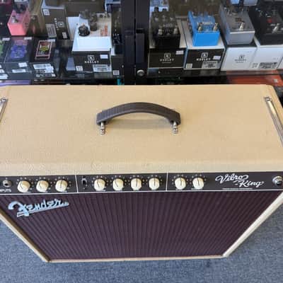 Fender Vibro-King 60-Watt 3x10" Guitar Combo Amp- USA-2001 - Blonde w/Supro BD10 speakers image 3