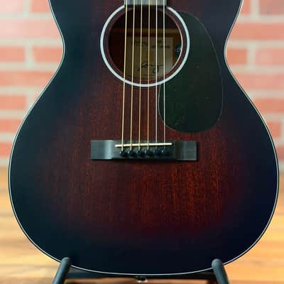 Martin 000JR-E Jeff Tweedy Junior Size Acoustic-Electric Guitar - Tweedy Burst image 2