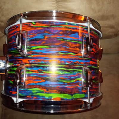 Ludwig 9X13 TOM LATE 70'S EARLY 80'S - PSYCHEDELIC RED WRAP image 2