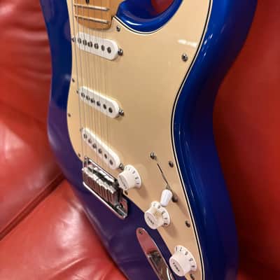 2004 50th Anniversary Fender American Series Stratocaster with Maple Fretboard Chrome Blue image 5