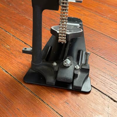 DW 3000 Series Double Bass Drum Pedal Like New image 6