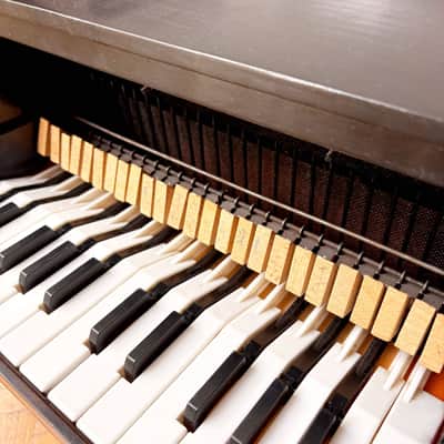 Mysterious Antique Wooden 25-Keys Upright Real Toy Piano probably made in France in 1950s! Read the full ad! image 6
