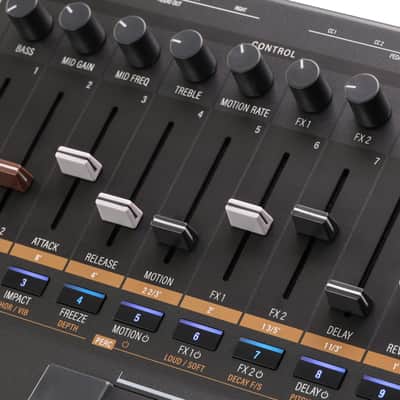 Kurzweil K2061 V.A.S.T. Synthesizer Workstation image 5