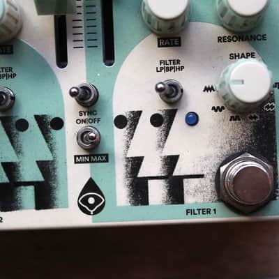 Old Blood Noise Endeavors Float Dual Moving Filter Cream / Mint Graphic image 7