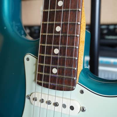 2011 Fender Custom Shop Custom Deluxe Stratocaster – Sherwood Green Relic – AY Pickups – OHSC image 4