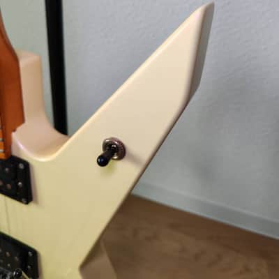 ESP KG Pirates Explorer Akira Takasaki Loudness - White Cream - JAPAN MIJ image 8