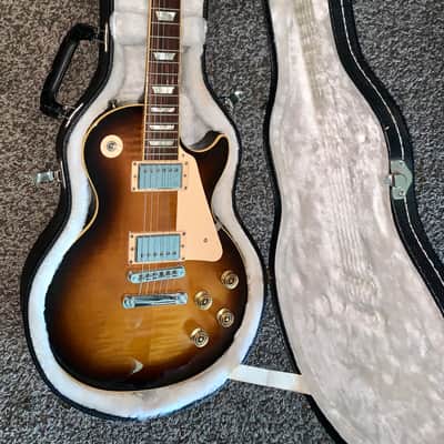2009 Gibson Les Paul Traditional tobacco sunburst electric guitar made in the USA ohsc image 11