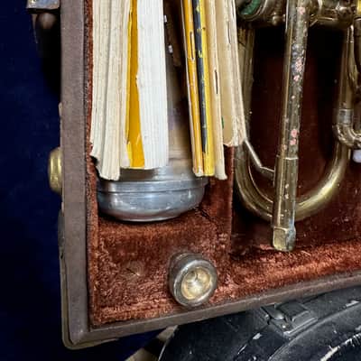 Used Olds Ambassador Fullerton Cornet Trumpet 862608 w/ Case image 4