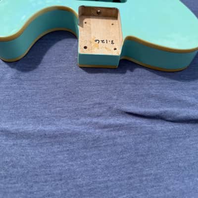 Non-branded product T-Style body 2021-2024 - Clear urethane over daphne blue. image 3