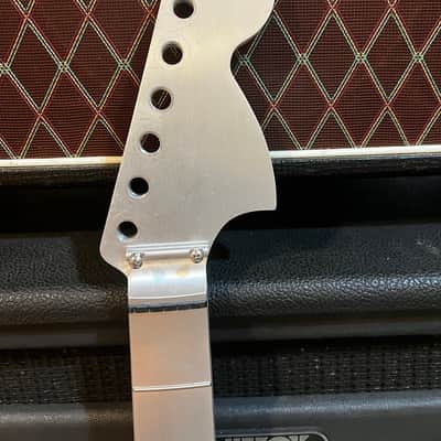 Hoxy Bass VI fender licensed aluminum neck. 25 - Silver image 2
