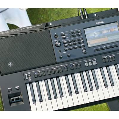 Yamaha Arranger Workstation Keyboard PSR-SX700
