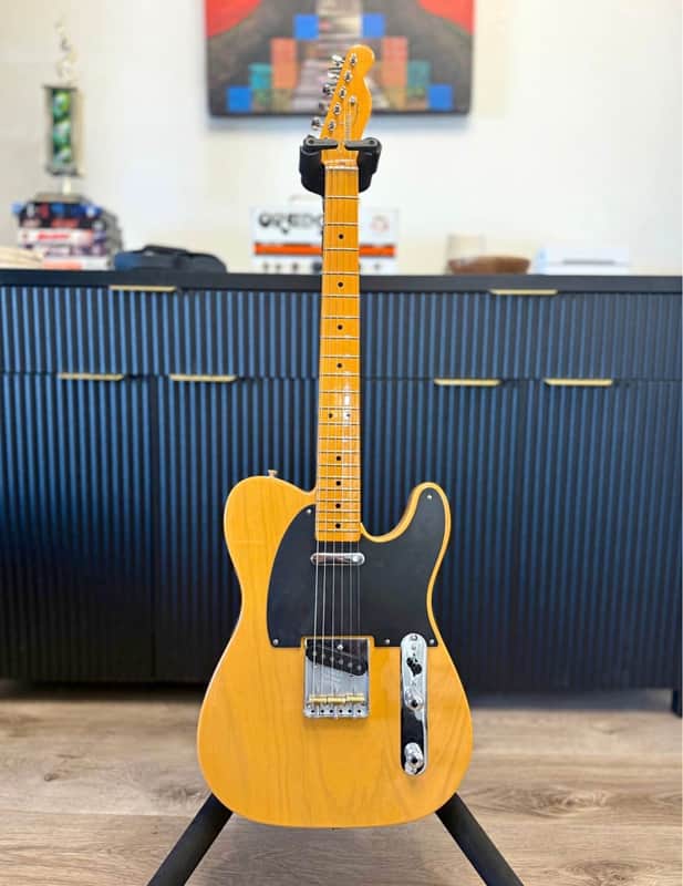 Fender American Vintage II '51 Telecaster 2022 - Present - Butterscotch Blonde