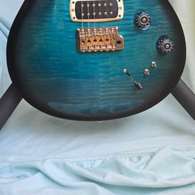 PRS Modern Eagle V 2024 - Carroll Blue Wrap Smokeburst image 5