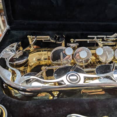 Yamaha YAS-23 Alto Saxophone - Gold,Nickel image 6