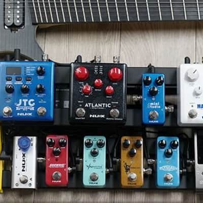 Nux Bumblebee Medium Pedalboard with Bag image 9
