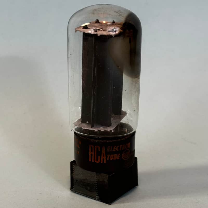1961 RCA 5R4GYB Vintage Brown Base Black Plate Side D Getter Rectifier Tube!T473 image 1