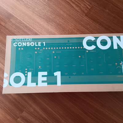 Softube Console 1 MKII Hardware/Software image 2