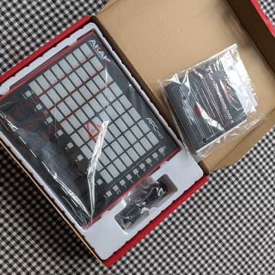 Akai APC Mini MKII MIDI Controller 2023 - Present - Black image 2