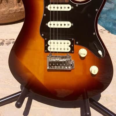 Yamaha PACIFICA 412V Violin Burst image 4