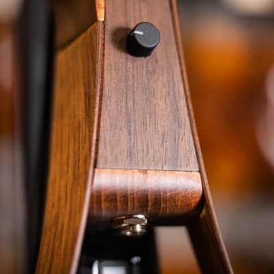 Yamaha YEV-104BL Electric Violin Black image 9