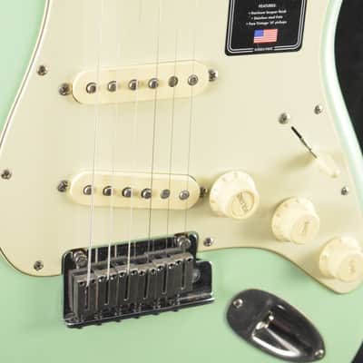 Fender American Ultra Luxe Vintage '60s Stratocaster Surf Green Rosewood Fingerboard image 3