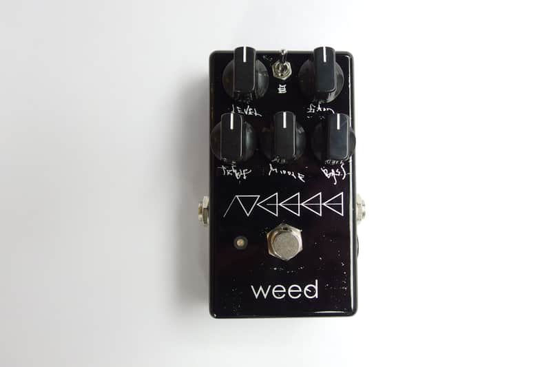 weed UGEEE | high-gain distortion pedal | high grade audio spec