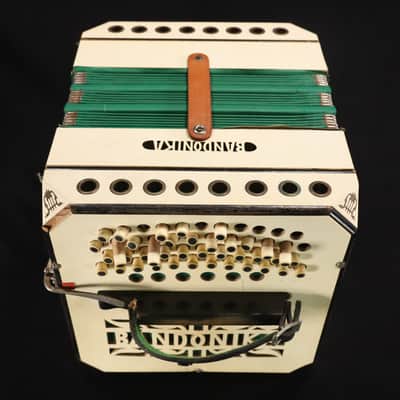 Bondonika Accordian vintage USED image 2