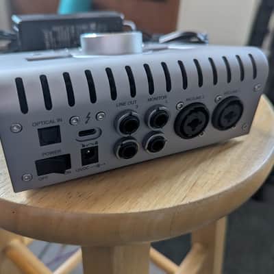 Universal Audio Apollo Twin X Duo Gen 2 Thunderbolt Audio Interface 2024 - Present - Silver image 2