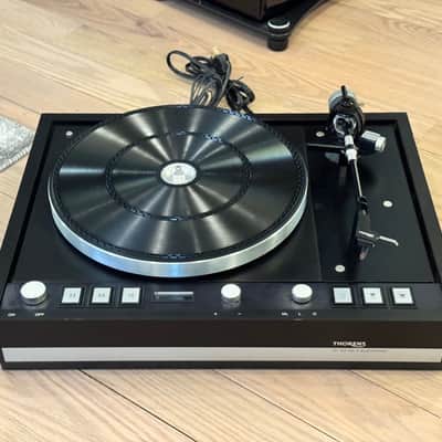 Thorens TD-126 MKIII Electronic Belt Drive Turntable ~FULLY SERVICED~ LOOK ! image 3