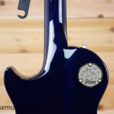 Gibson M2M Les Paul Axcess Custom Figured Top Les Paul Electric Guitar Blue Widow image 10