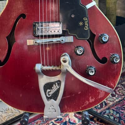 Guild Starfire II 1968-1969 - Cherry image 3