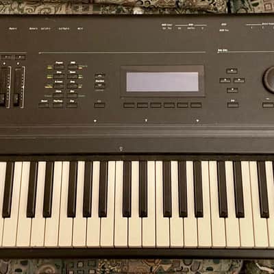 Kurzweil K2500S 73-Key Digital Workstation Synthesizer image 1