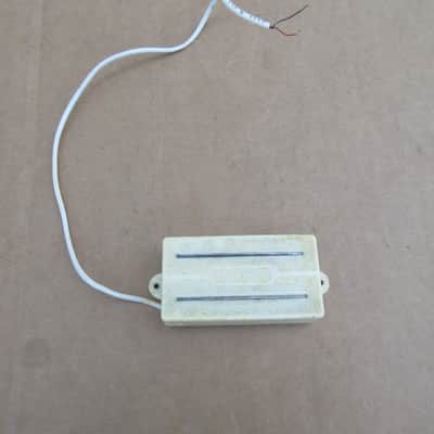 Vintage 1970s Bill Lawrence L90 White Creme Humbucker Guitar Pickup 14.60K image 2