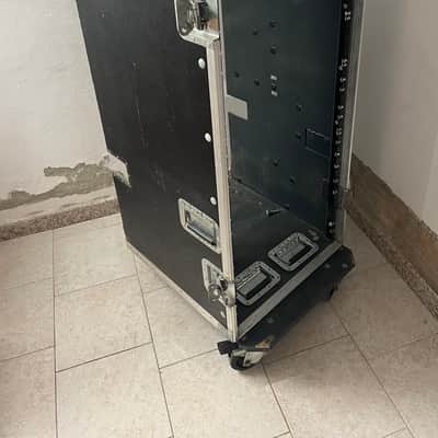 Falcon Rack 25u image 1