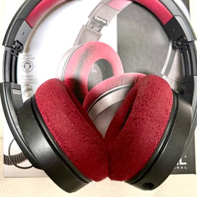 Focal Listen Professional Closed Back Headphones - 32 Ohms 2018 - Present - Black / Red image 3