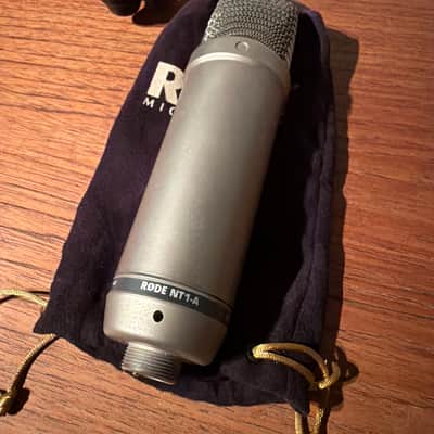 RODE NT1-A Large Diaphragm Cardioid Condenser Microphone 2002 - Present - Silver image 2