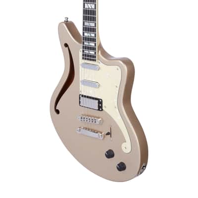 D'Angelico Deluxe Bedford SH - Desert Gold (DADBEDSHDSGNS) image 2