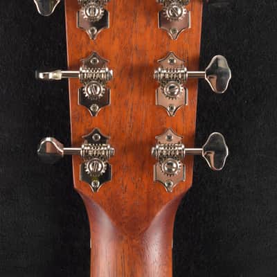 Eastman E2OM Solid Cedar/Sapele Orchestra Model Natural Truetone Satin image 9