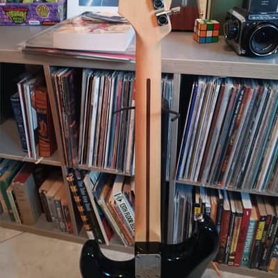 Fender Stratocaster 2008 - Black image 8