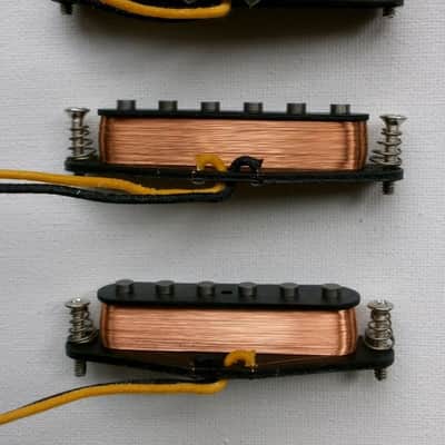 Stratocaster Guitar SET A4 HOT Bridge 15kOhm Custom Strat Pickups Hand Wound by Q pickups Fit Fender image 4