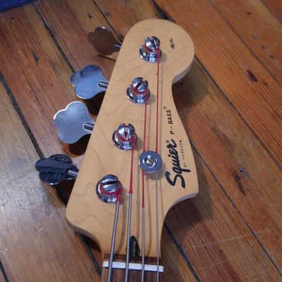 Squier Affinity Precision Bass 2000 Red image 6