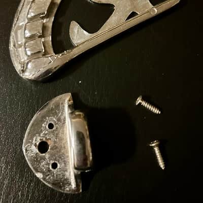 Rickenbacker R Tailpiece and Bracket 2008 - Chrome Bild 2