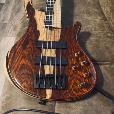 2022 Roscoe SKB3005  Cocobolo sapwood loaded with every option image 6