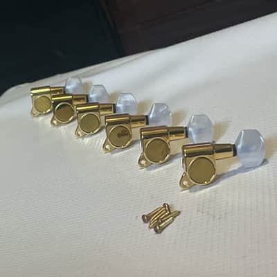 2020's Kramer Richie Sambora Series GOTOH Style 6 In Line RH Gold Tuners Tuning Pegs w/ Plastic Pearl Keys
