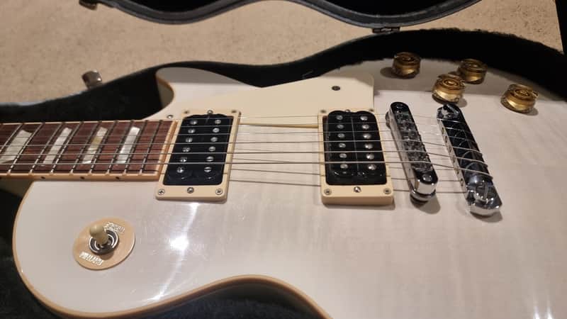 Gibson Les Paul Signature T with Manual Tuners 2013 - Alpine White Burst image 1
