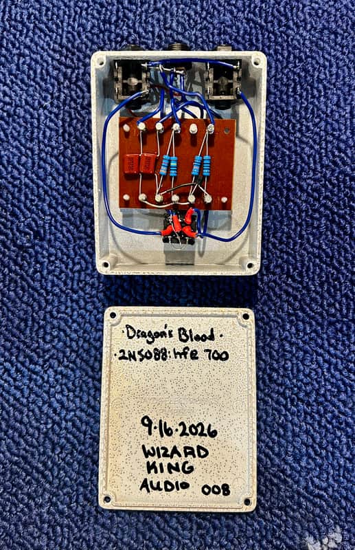 Wizard King Audio Dragon’s Blood Gated Fuzz